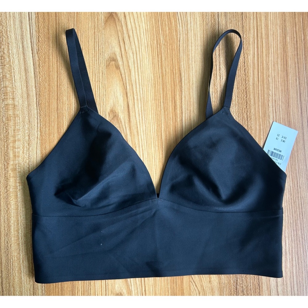Gilly Hicks by Hollister Black Plunge Bralette Adjustable Straps Medium NWT!